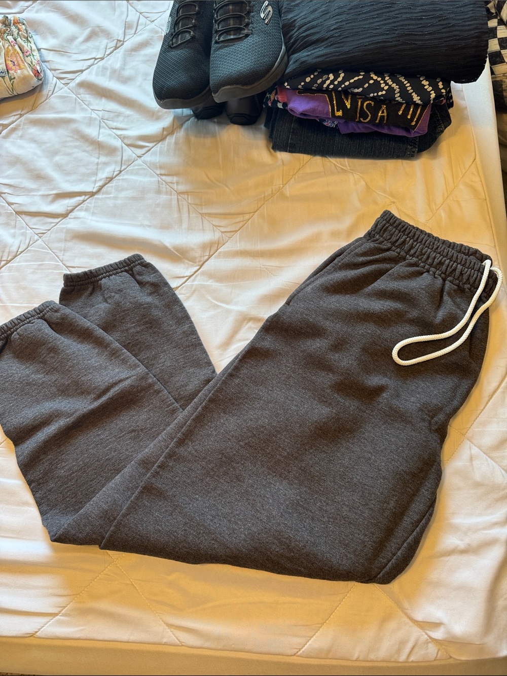 Men’s sweatpants